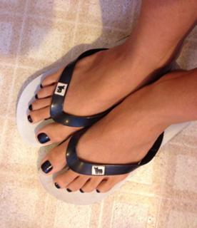 Carla Esparza feet photo 16