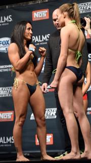 Carla Esparza feet photo 4