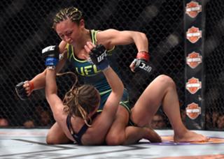 Carla Esparza feet photo 17