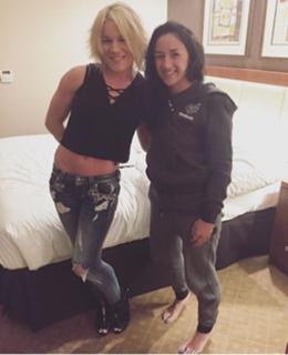 Carla Esparza feet photo 9