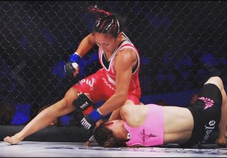 Carla Esparza feet photo 4