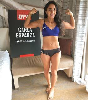 Carla Esparza feet photo 15