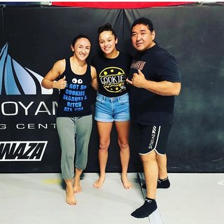 Carla Esparza feet photo 14