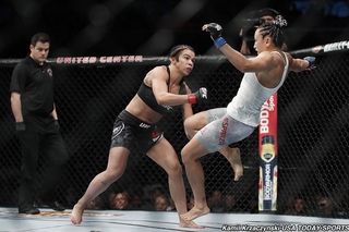 Carla Esparza feet photo 6