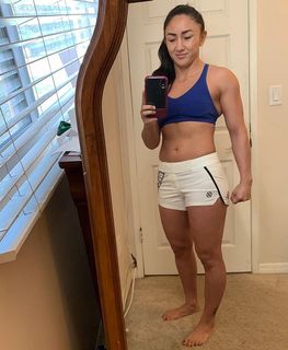 Carla Esparza feet photo 7