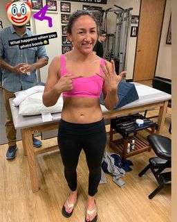 Carla Esparza feet photo 6