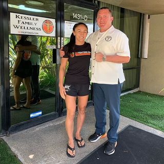 Carla Esparza feet photo 4