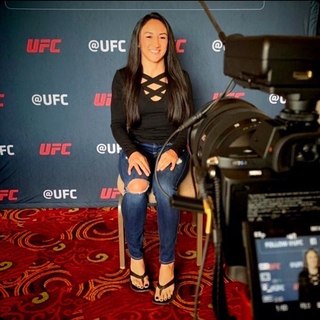 Carla Esparza feet photo 19