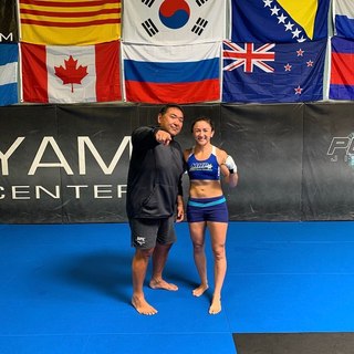 Carla Esparza feet photo 9
