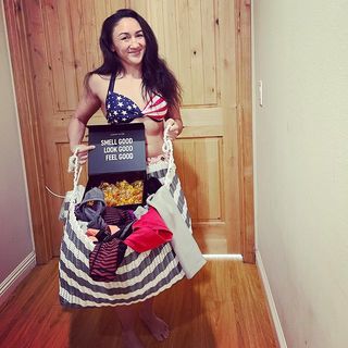 Carla Esparza feet photo 17