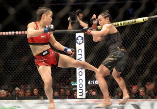 Carla Esparza feet photo 7