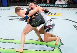 Carla Esparza feet photo 20