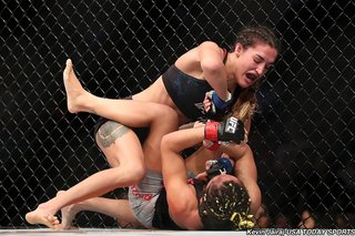 Carla Esparza feet photo 17