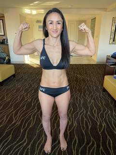 Carla Esparza feet photo 11