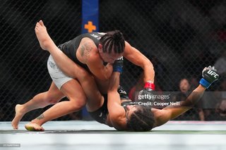 Carla Esparza feet photo 8