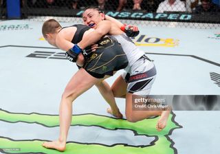 Carla Esparza feet photo 2