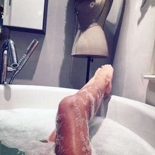 Carla Ginola feet photo 2