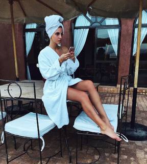 Carla Ginola feet photo 2