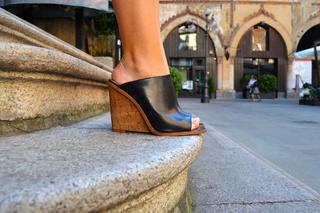Carla Ginola feet photo 6