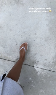 Carla Ginola feet photo 11