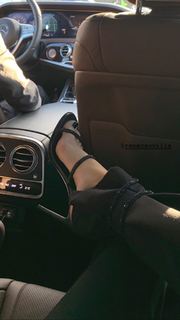Carla Ginola feet photo 17