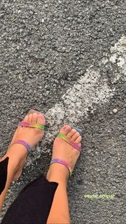 Carla Ginola feet photo 4