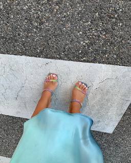 Carla Ginola feet photo 10