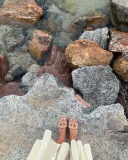 Carla Ginola feet photo 3