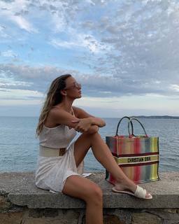 Carla Ginola feet photo 1