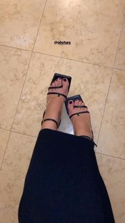 Carla Ginola feet photo 16