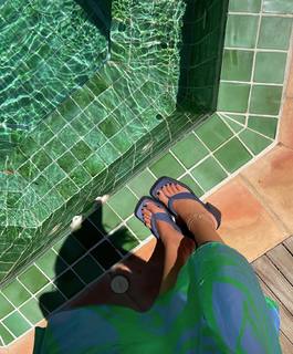 Carla Ginola feet photo 9