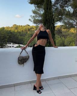 Carla Ginola feet photo 8