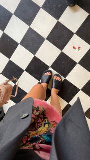 Carla Ginola feet photo 6