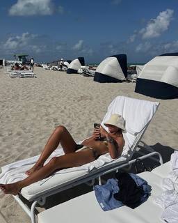 Carla Ginola feet photo 14