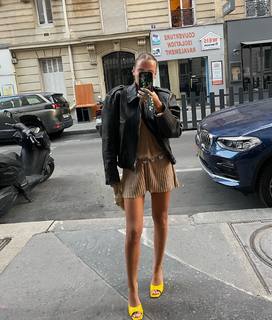 Carla Ginola feet photo 1