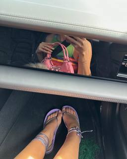 Carla Ginola feet photo 16