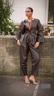 Carla Ginola feet photo 2