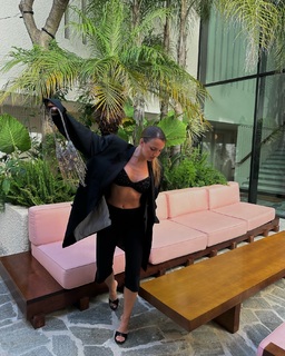 Carla Ginola feet photo 12