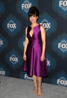 Carla Gugino feet photo thumbnail