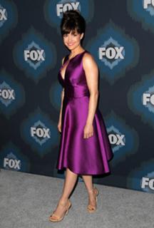 Carla Gugino feet photo thumbnail