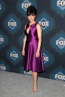 Carla Gugino feet photo thumbnail