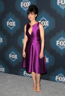 Carla Gugino feet photo thumbnail