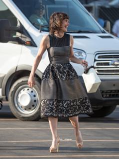 Carla Gugino feet photo thumbnail