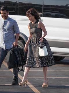 Carla Gugino feet photo thumbnail