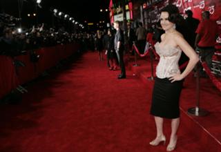 Carla Gugino feet photo thumbnail