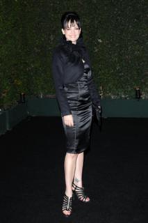 Carla Gugino feet photo thumbnail