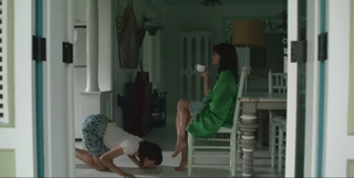 Carla Gugino feet photo thumbnail