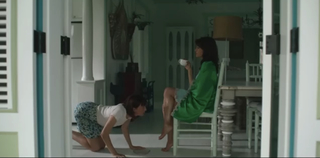 Carla Gugino feet photo thumbnail