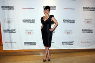Carla Gugino feet photo thumbnail
