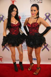 Carla Howe feet photo 1